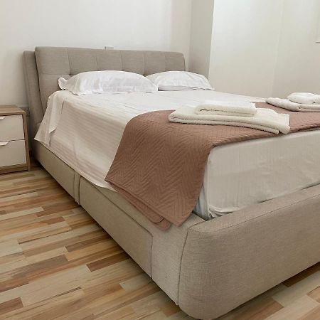 Modern Luxury Apartment In The Heart Of Nikozja Zewnętrze zdjęcie