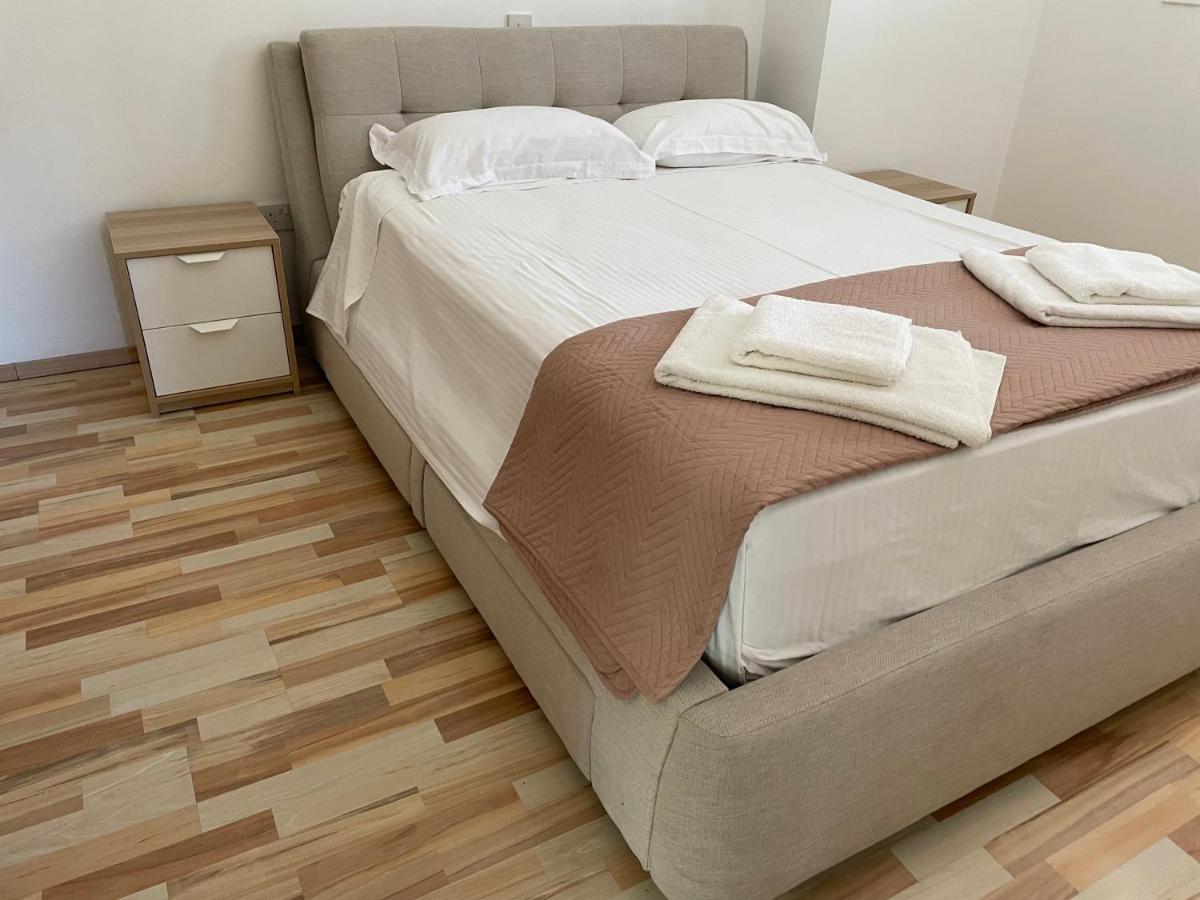 Modern Luxury Apartment In The Heart Of Nikozja Zewnętrze zdjęcie